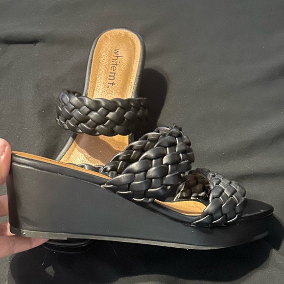 Braided wedges - Picture 2 of 2